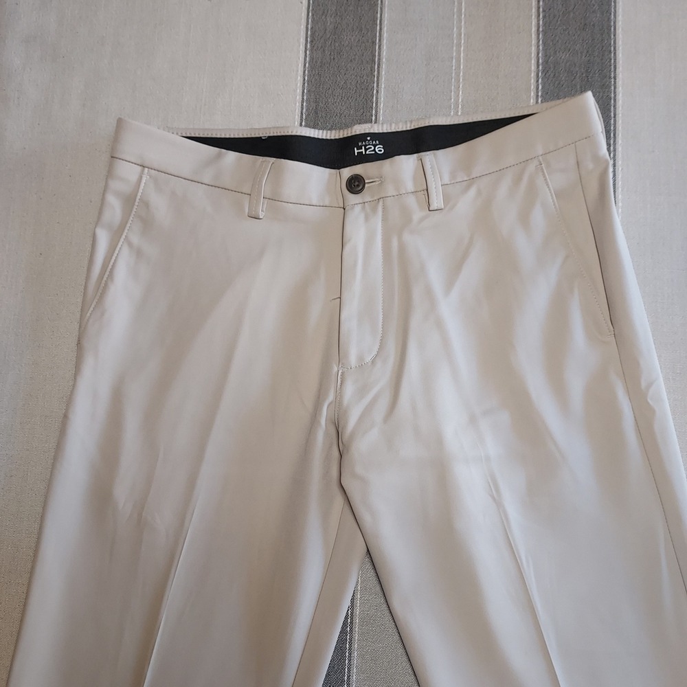 Haggar H26 Mens Beige Flat Front Dress Pants Shirt Gripper Waist Size 34x32 Golf